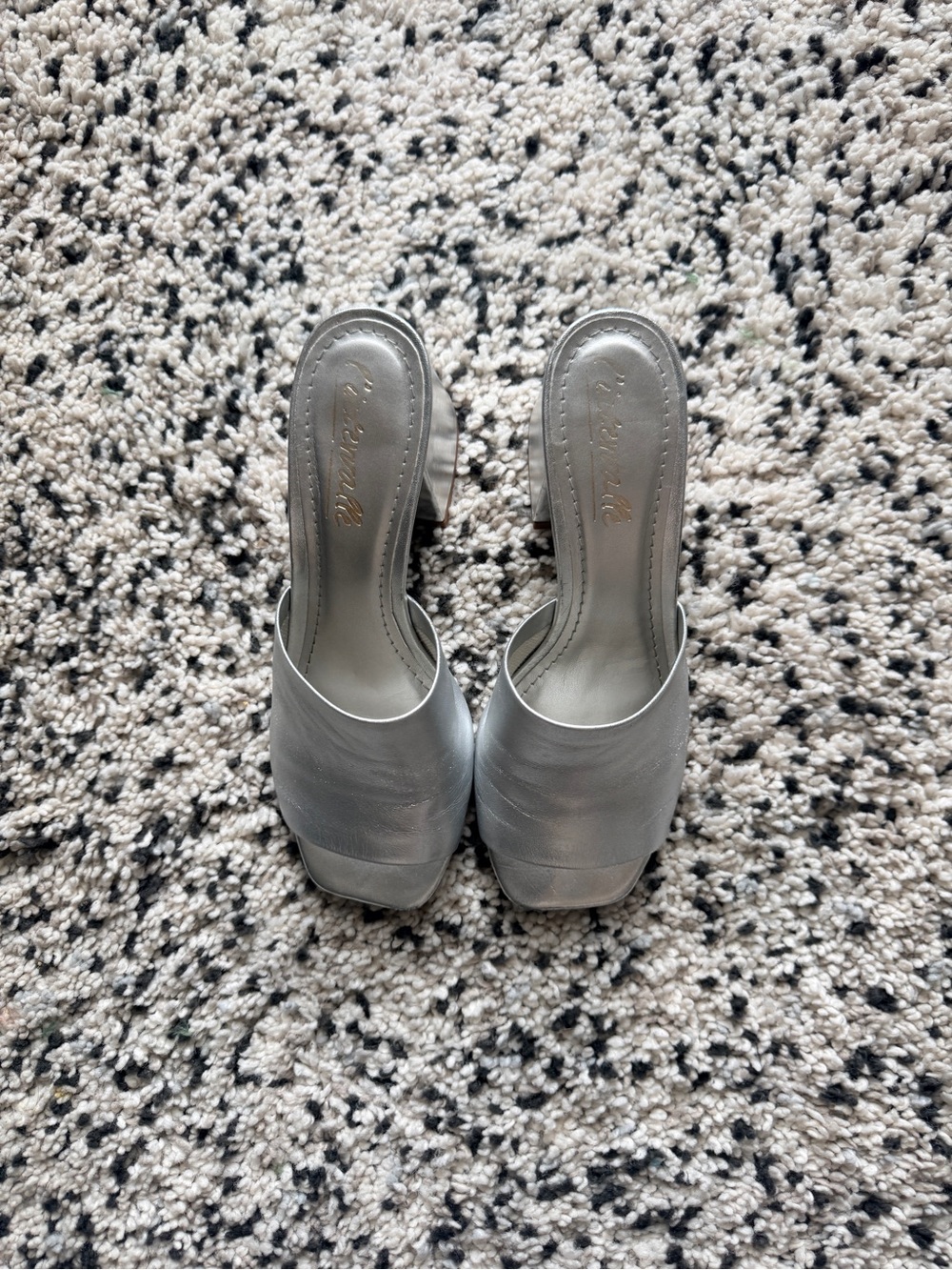 L'INTERVALLE Clarabelle Silver Open-Toe Slide Mules